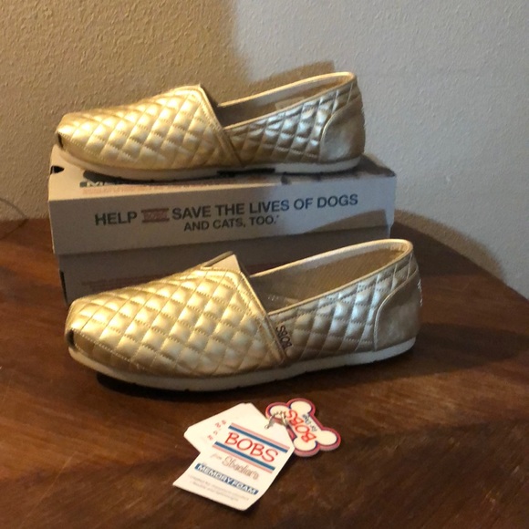 skechers quilted shoes